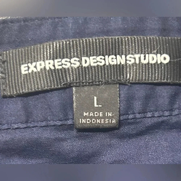 Express Design Studio Cotton Lightweight Sheer Navy Split Neck Button Down Top - Picture 4 of 6